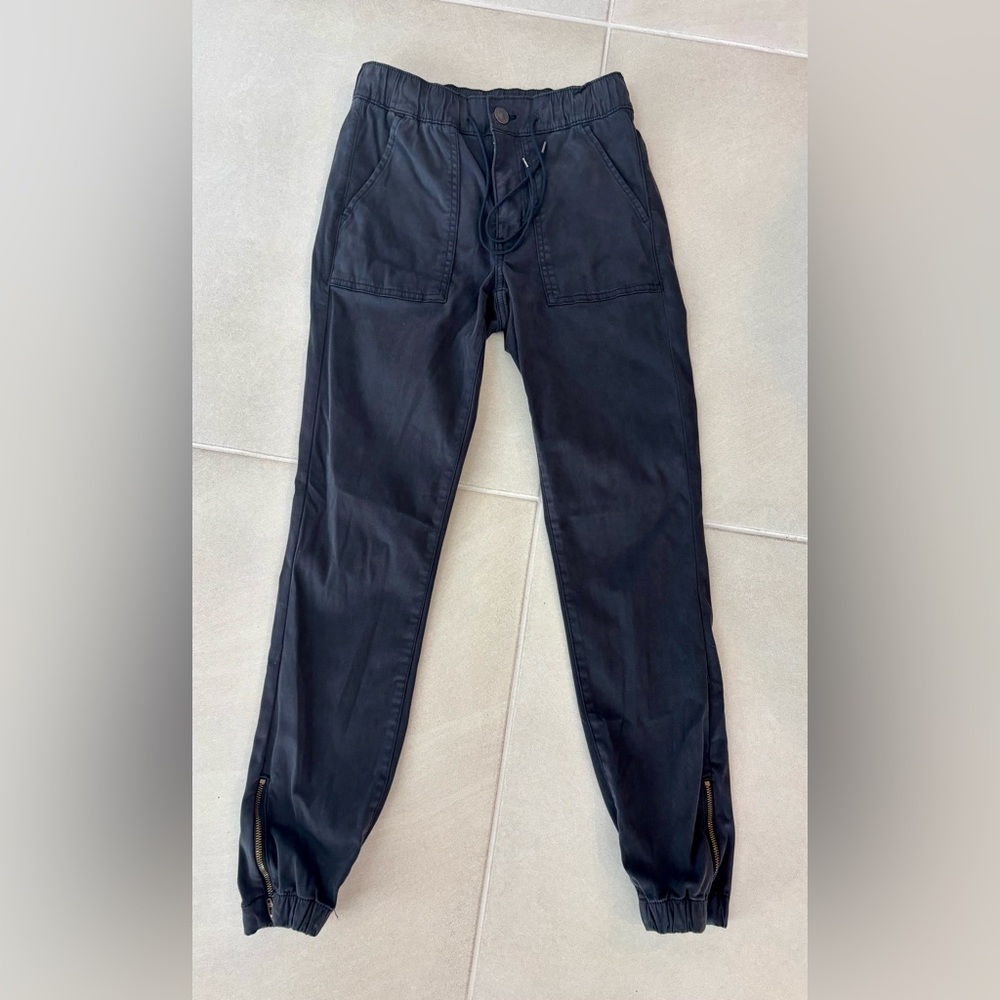 American Eagle NWOT Joggers
